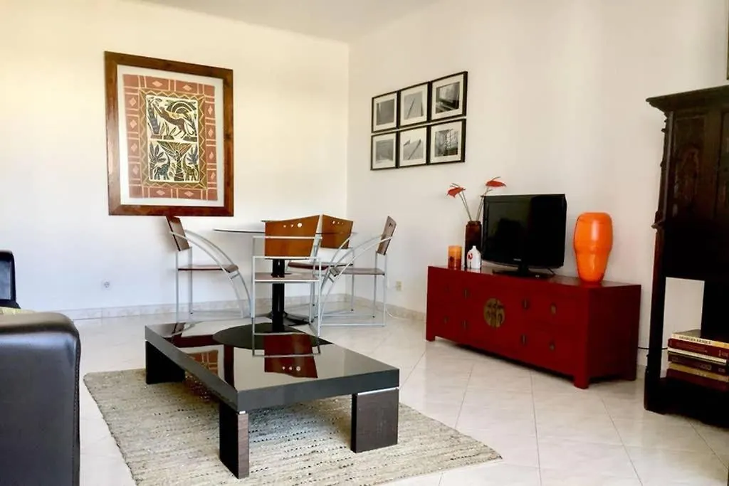 Beach House Apartment Quarteira