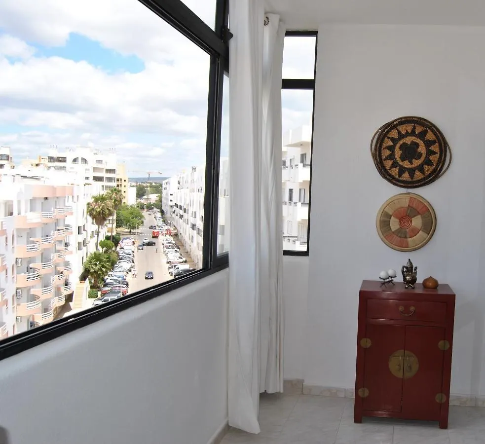 Beach House Apartment Quarteira 0*,  Portugal
